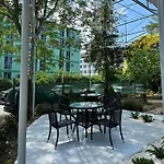 Legacy Hotel 2*